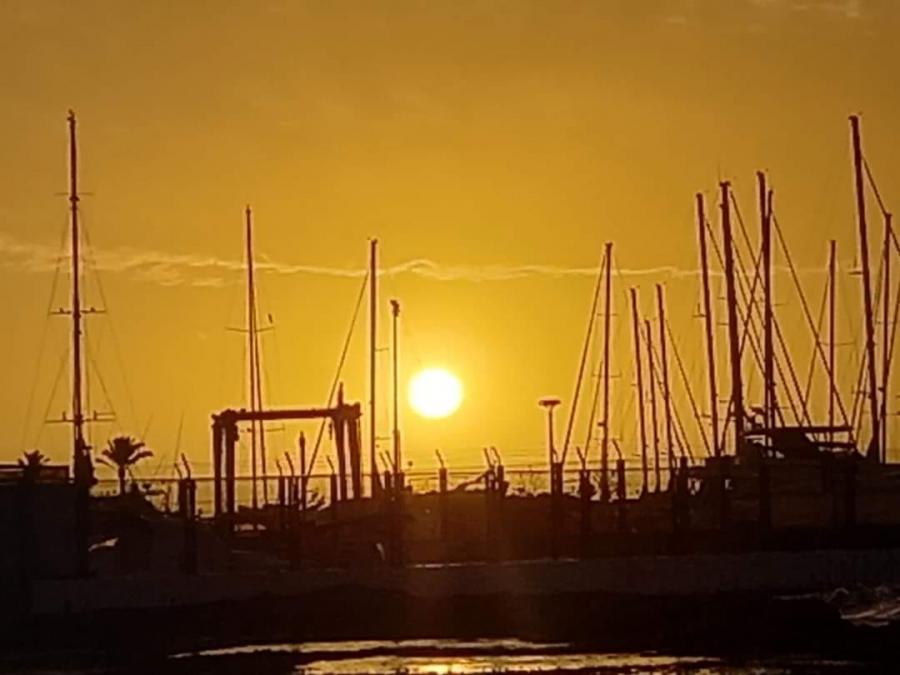 coucher de soleil sur l'ile de Majorque en novembre ...