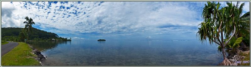 Vue panoramique du lagon avec le motu Miri-Miri - Raiatea - Polynésie frnaçaise