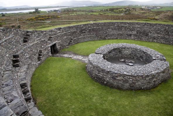 RINGFORT Les forts des fées