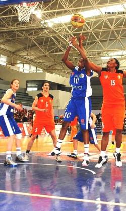 2013 MCA Dames Vainqueur de la Coupe d'Algérie