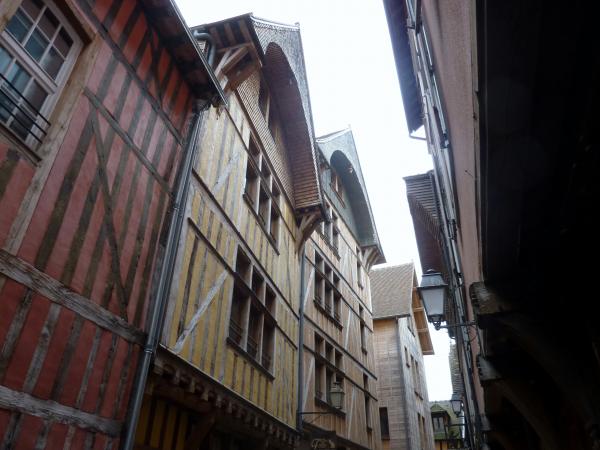 Troyes
