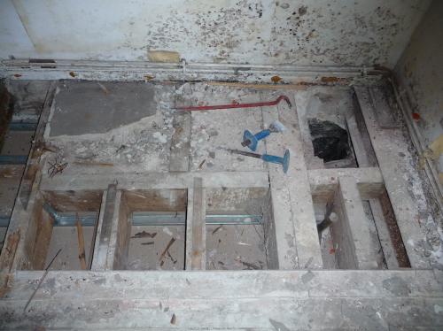 Salle de bain, préparation de l'espace, démontage grenier