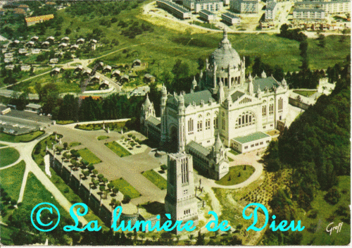 Lisieux : La basilique Sainte Thérèse