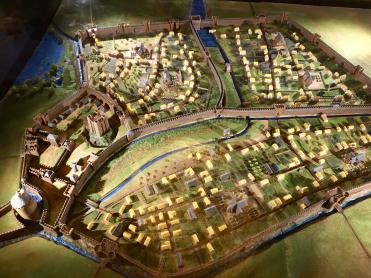 LES REMPARTS DE VERNEUIL-SUR-AVRE (Eure)