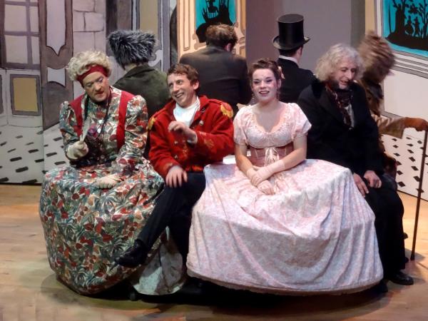 Le Revizor d'après Nicolas Gogol, un truculent spectacle de la Compagnie des Gens