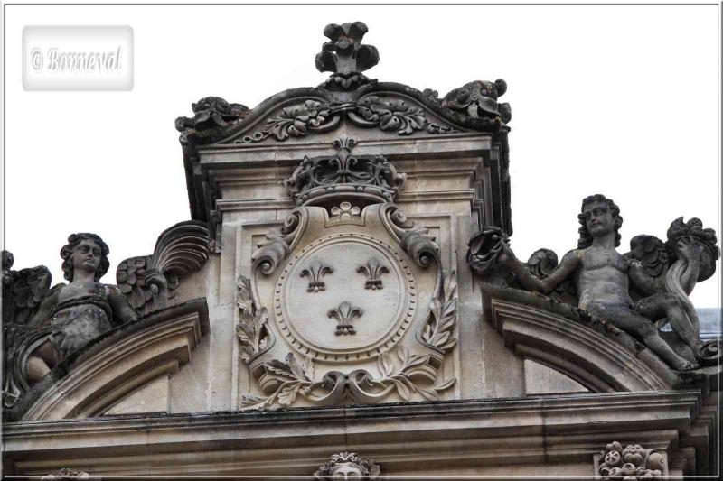 La Rochelle Hôtel de Ville détail corps de logis