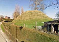 LES REMPARTS DE BURES-EN-BRAY (Seine-Maritime)