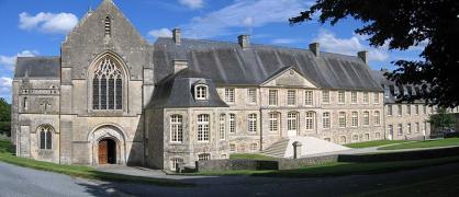 LES REMPARTS DE SAINT-SAUVEUR-LE-VICOMTE (Manche)