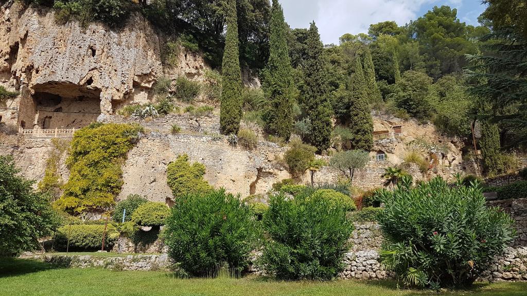 Grottes et parc de Villecroze !