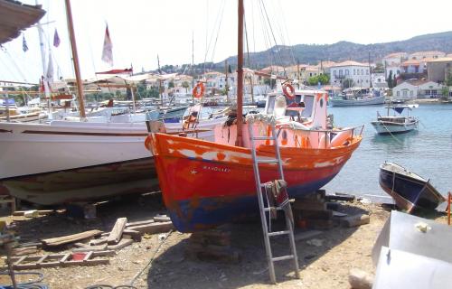 De KOILADHIA à SPETSAÏ