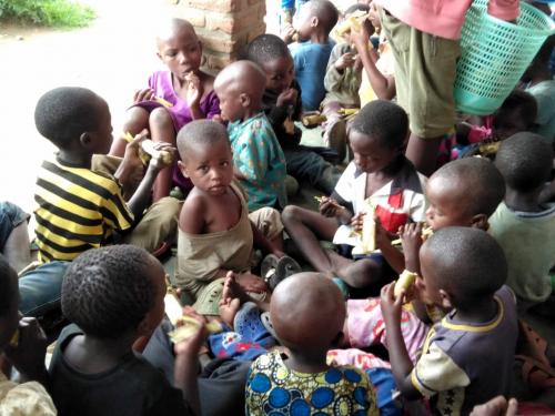 Pourquoi je défends la petite école Sarahmoon saint-François d'Assise à Gisenyi.