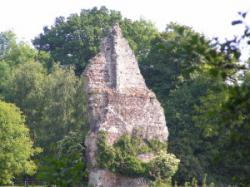 LES REMPARTS DE BONSMOULINS (Orne)
