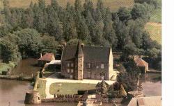 LES REMPARTS DE JOUE-DU-BOIS (Orne)