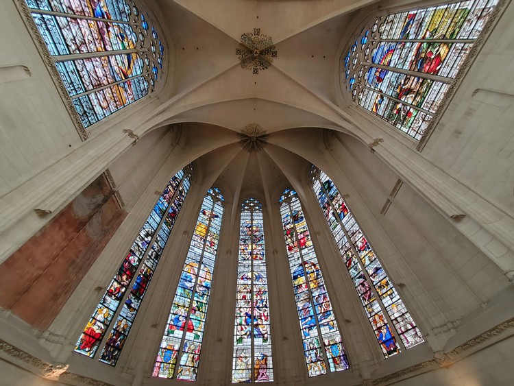 Vitraux du chœur