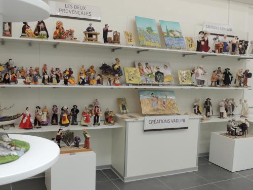 * LES ARTISANS LOCAUX ONT LEUR GALERIE !