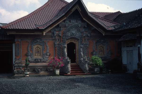 "Bali, l'île des dieux", une conférence de Jean Ponsignon pour l'A.C.C.