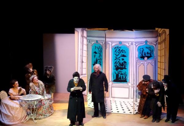 Le Revizor d'après Nicolas Gogol, un truculent spectacle de la Compagnie des Gens
