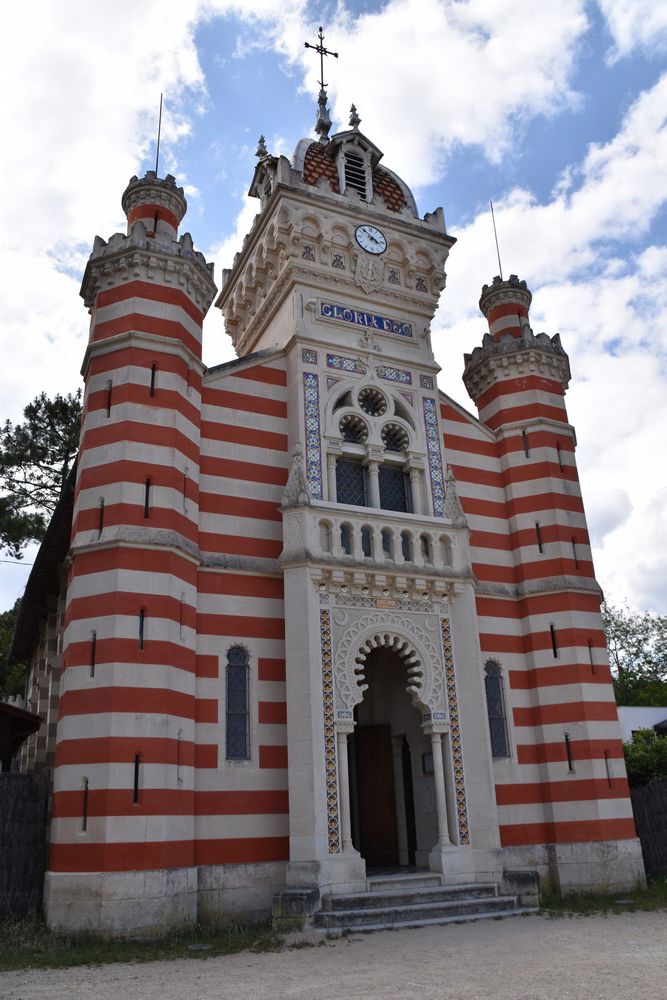 La petite chapelle de la Villa Algérienne - mai 2023...