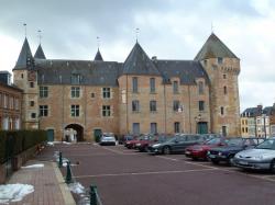 LES REMPARTS DE GACE (Orne)