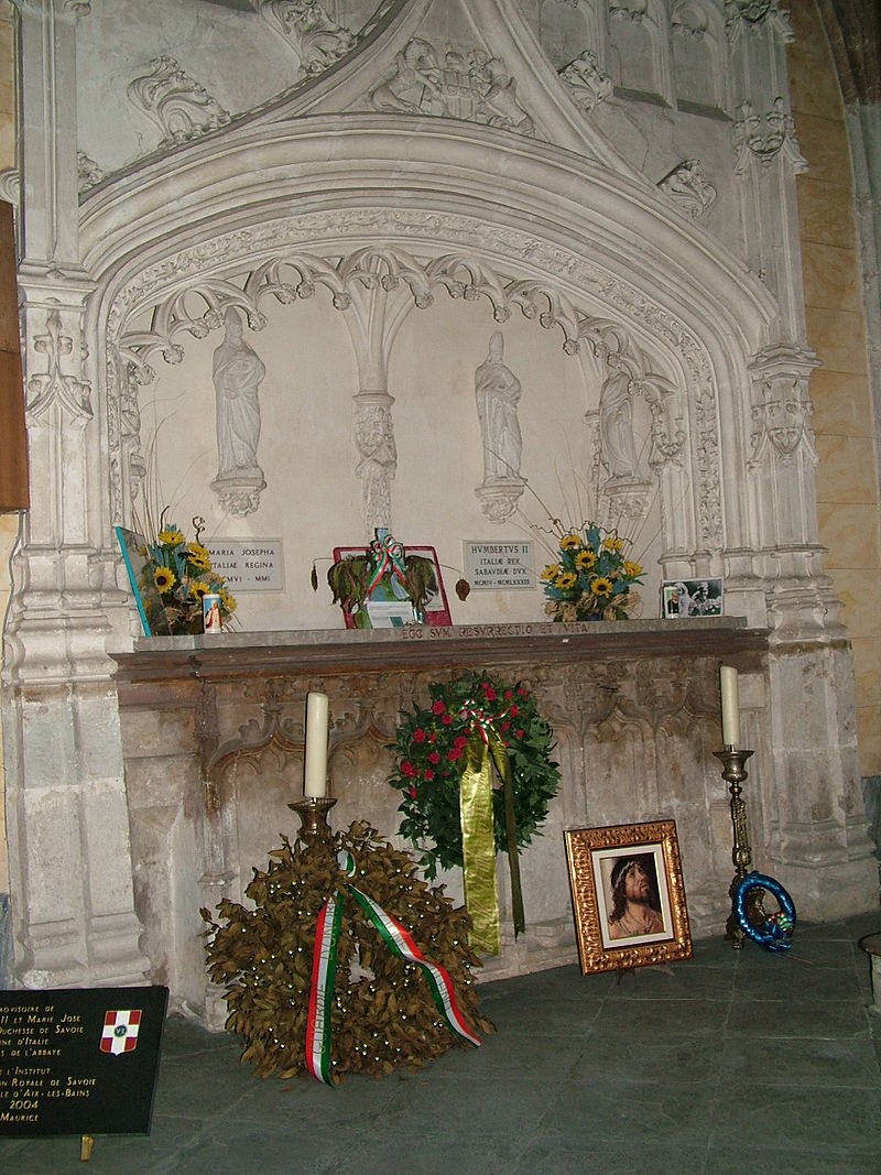Tombeau d'Humbert II, dernier roi enterré à Hautecombe, mort en 1983.