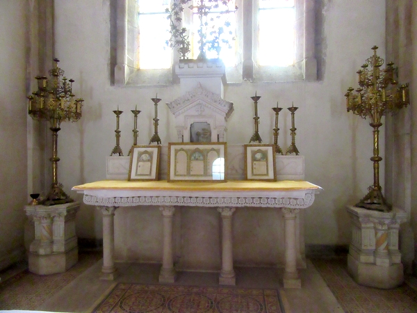 L'église Saint-Roch de Larrey