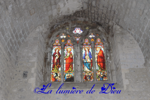 Moustiers Sainte Marie : La chapelle Notre-Dame de Beauvoir