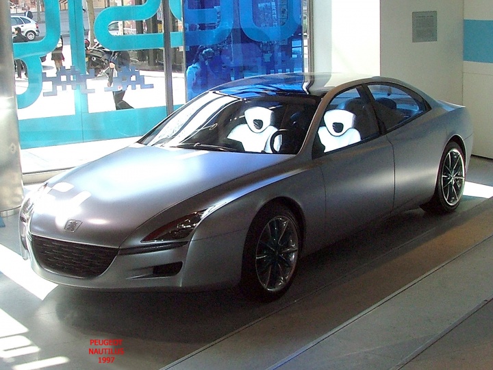 LES CONCEPT CARS PEUGEOT