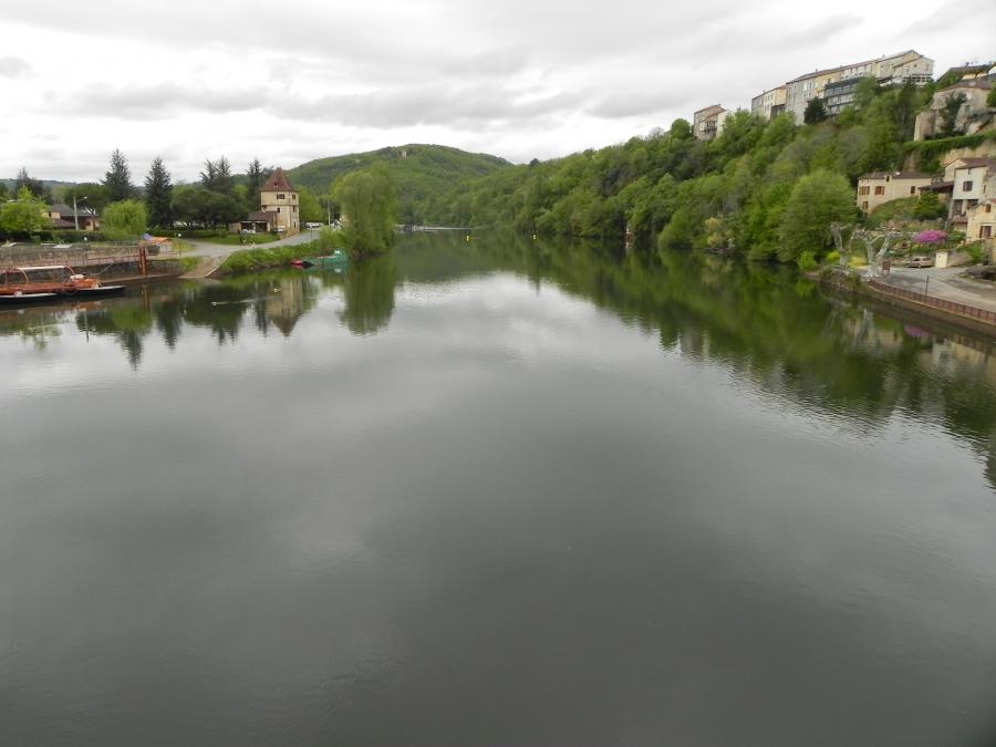 Puy-l'Évêque le château  (2)