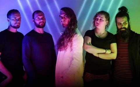 VOYAGER - Les détails du nouvel album Colours In The Sun ; "Colours" Clip
