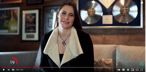 Floor Jansen : Vidéo Fan Friday