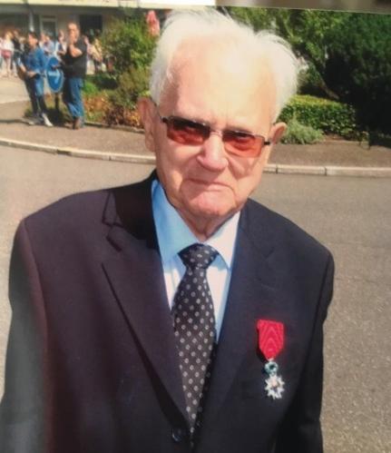 * Nomination dans l'Ordre de la Légion d'Honneur -  Mr René Brender - 