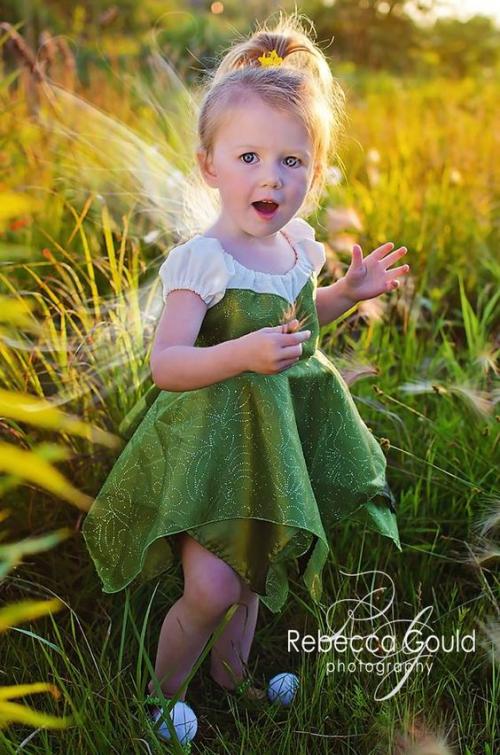 Petites filles en fleurs