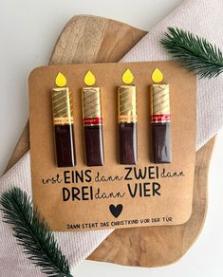 This nice print template on the subject of Christmas / Advent in PDF was designed by me with a lot of dedication and attention to detail. After downloading, you will receive a print template that you can print out with your printer and then cut out the components - you will not receive a finished card! If you need the SVG, please write to me! Of course, the points are not included in your file - they serve to protect the copy! The size of the file cannot be changed, all motifs are already adjust