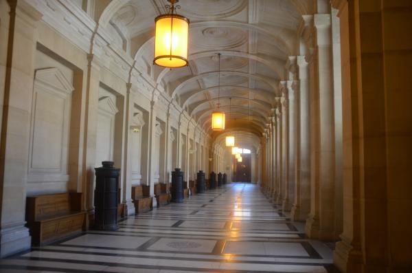 Visite de l'ancien Palais de Justice avec Générations13