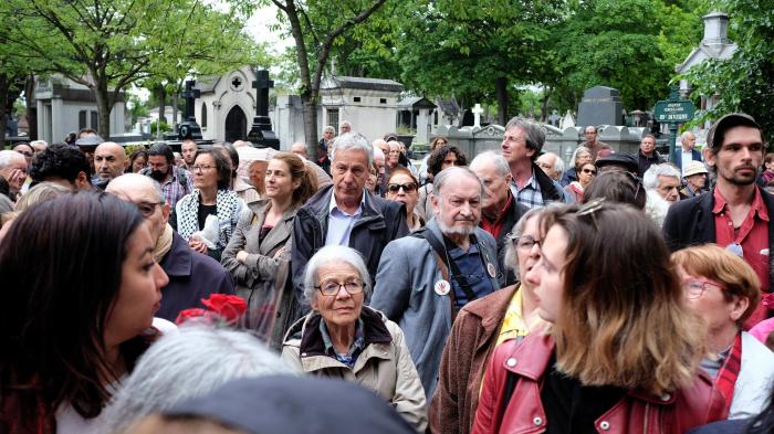 Hier après-midi au Père Lachaise ! une belle et émouvante cérémonie en hommage à maurice et josette audin