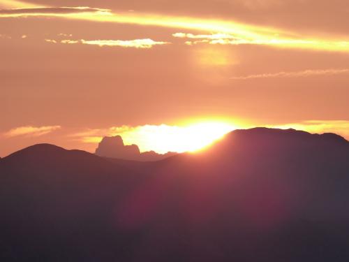 Lever de soleil au sommet de Dormillouse