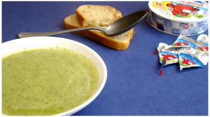 SOUPE DE COURGETTES À LA VACHE QUI RIT