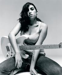 Amy Winehouse: paint it black