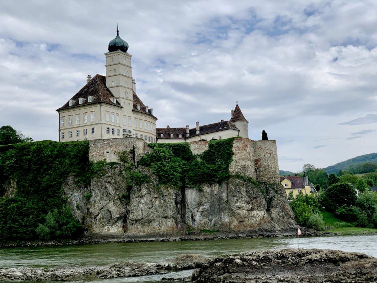 Château Schönbühel sur le Rhin 