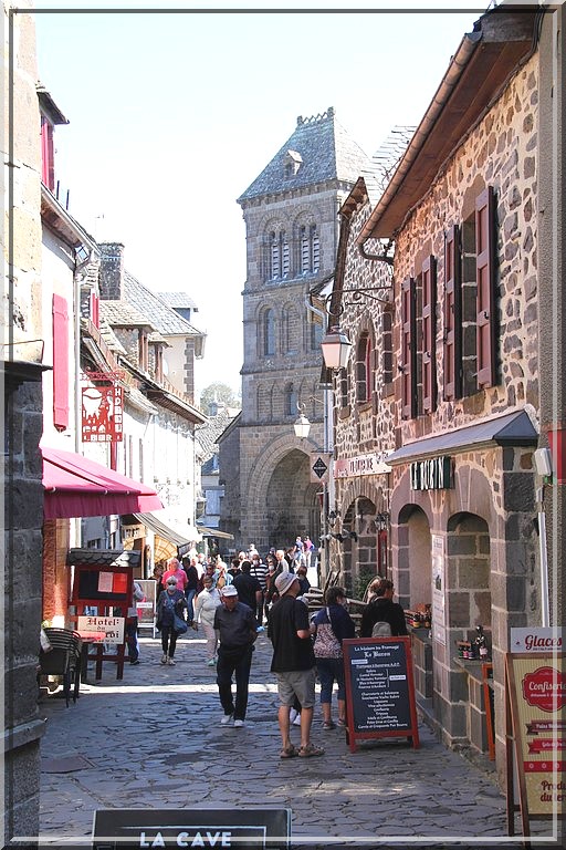 938 - Visite de Salers dans le Cantal (19)