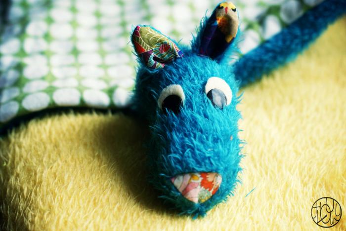 Le doudou de la mini-renarde