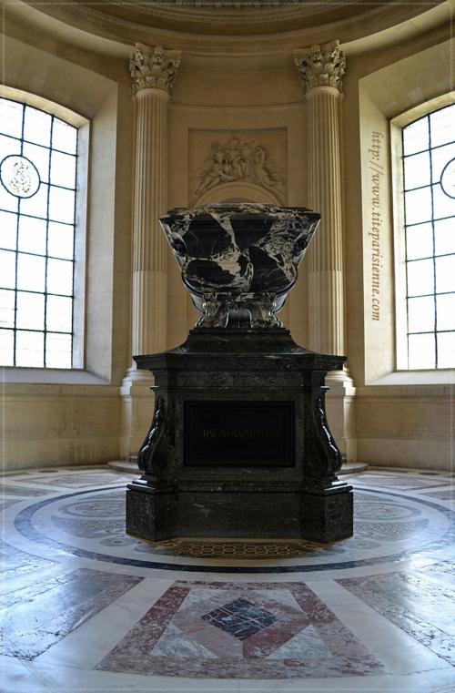 Les Invalides : Les tombeaux de Joseph Bonaparte et de Jérôme Bonaparte
