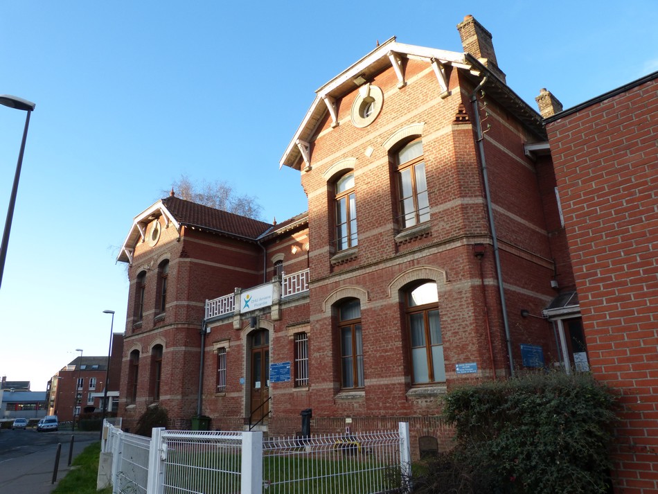 Je sors de chez moi et je clique