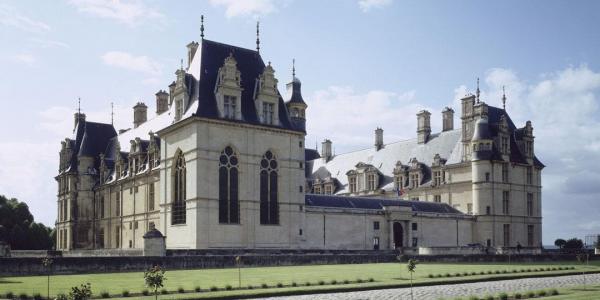 Visite guidée du Château d'Ecouen avec Générations 13