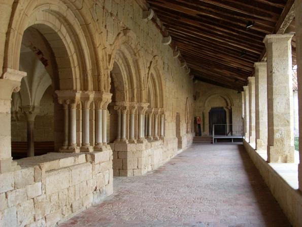 L ' ABBAYE  DE  FLARAN  Gers (32)
