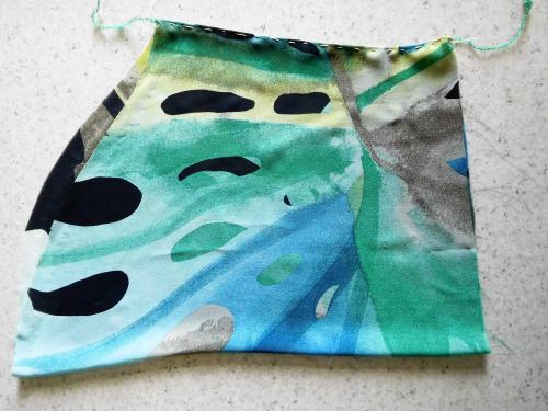 Couture anglaise avec surjet 3 fils