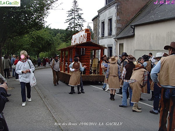 fete-des-fleurs--19-06-2011-LA--GACILLY-030.jpg