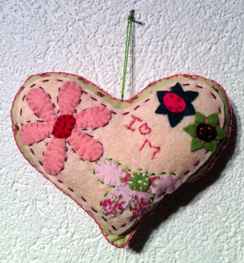 Coussin coeur pour nos alliances...