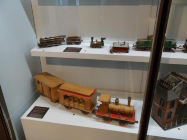 Retrouvées !!! grâce au disque de sauvegarde  : Musée du JOUET  suite