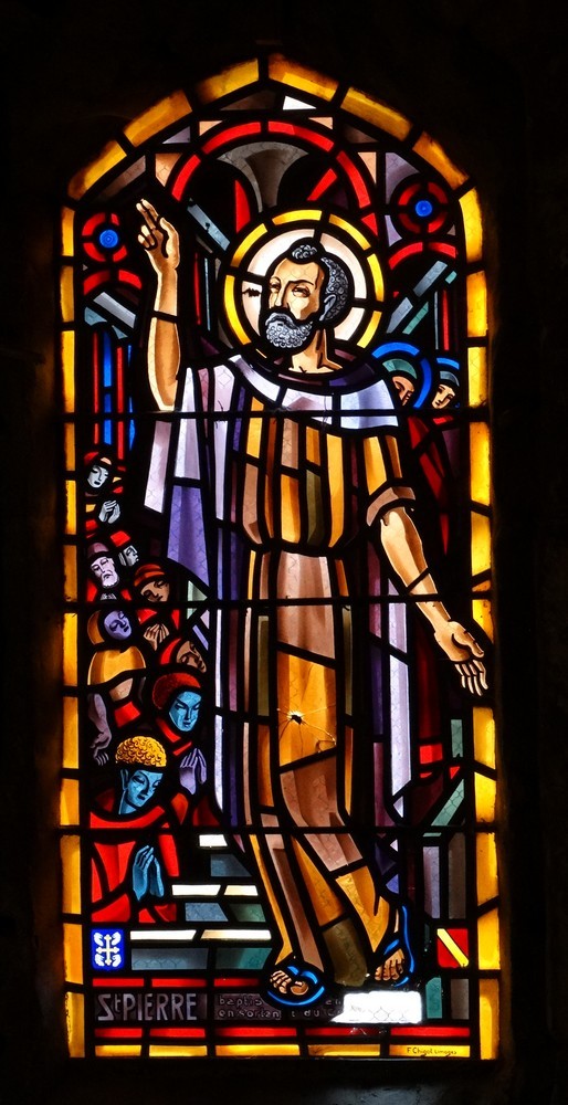 L'église Saint-Pierre à Collonges-la-rouge...